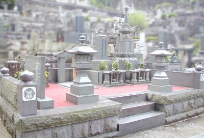 宝篋印塔のお墓 総本小松石使用